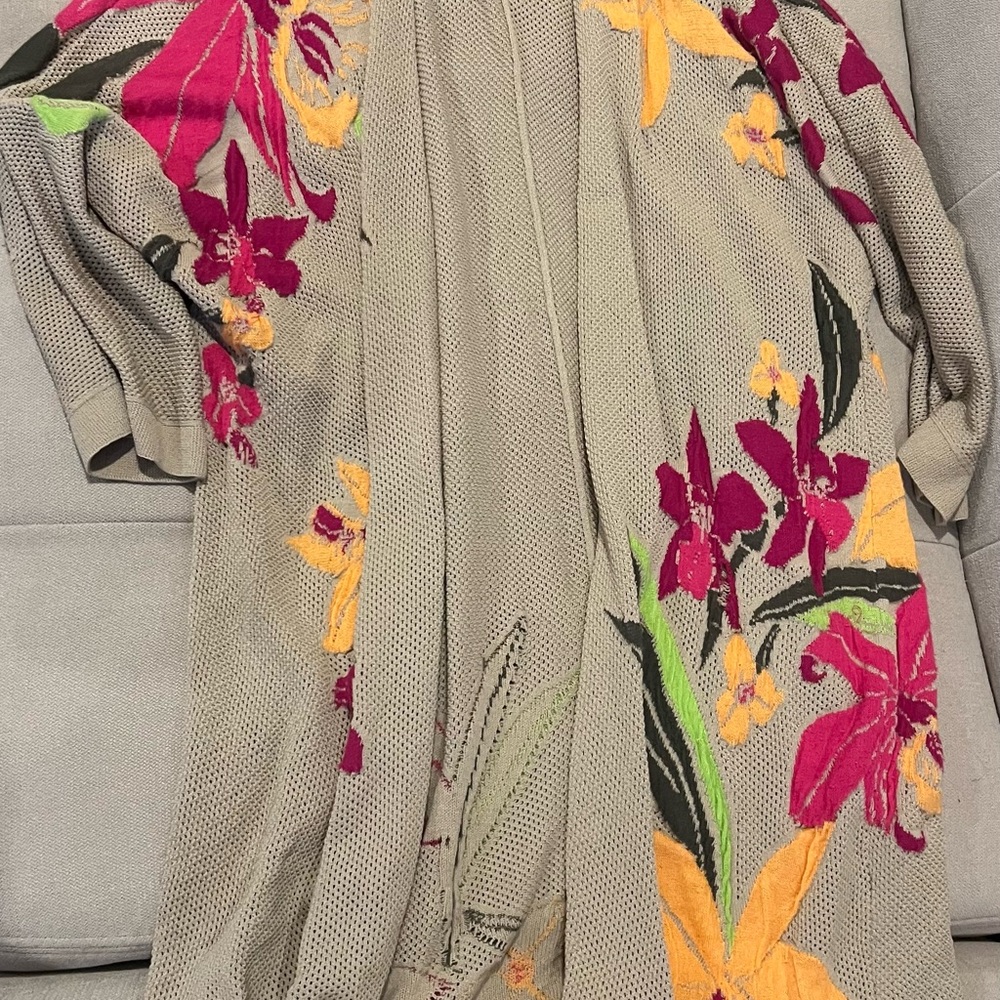 Chaco Floral Knit Top - Beige, Pink, Orange, Green
